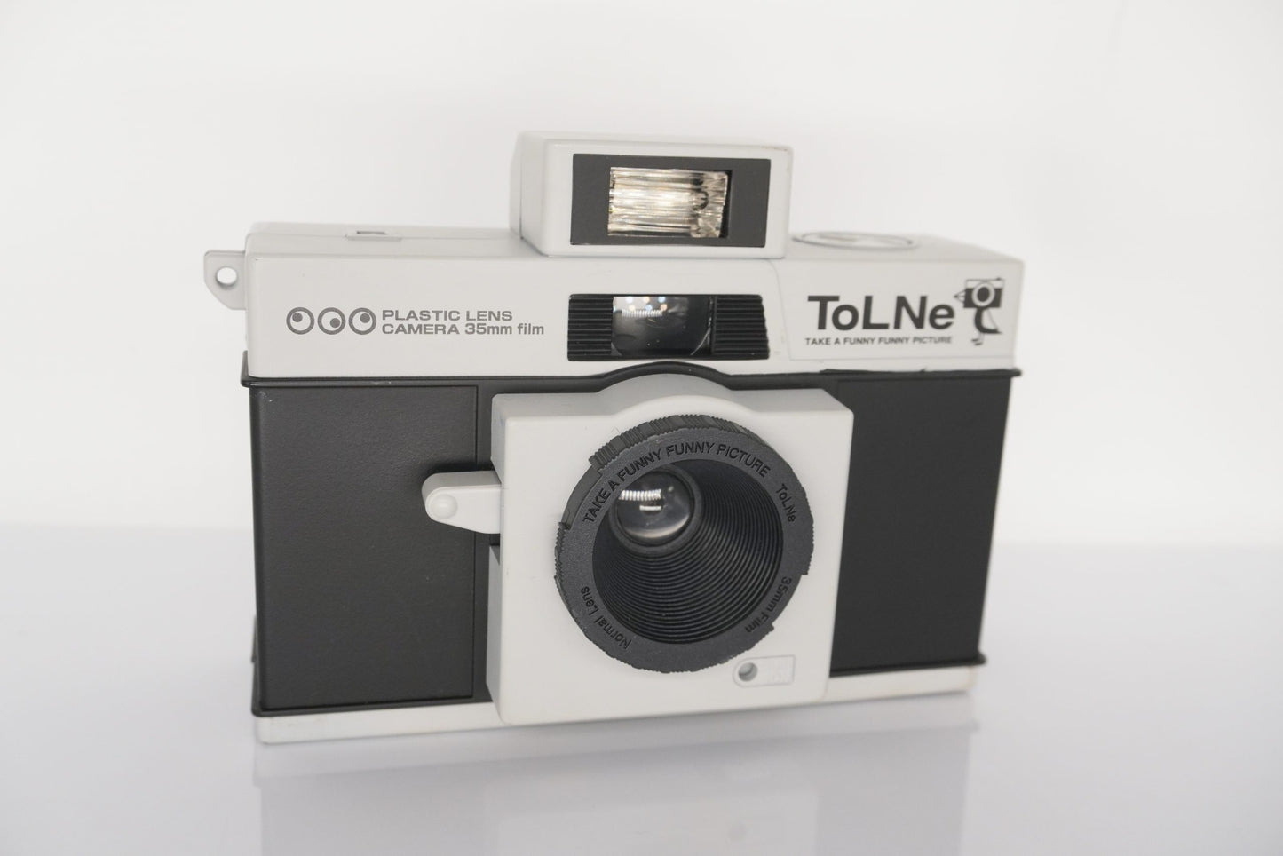Takara Tomy Tolne 35mm 菲林底片相機 (品牌直送)