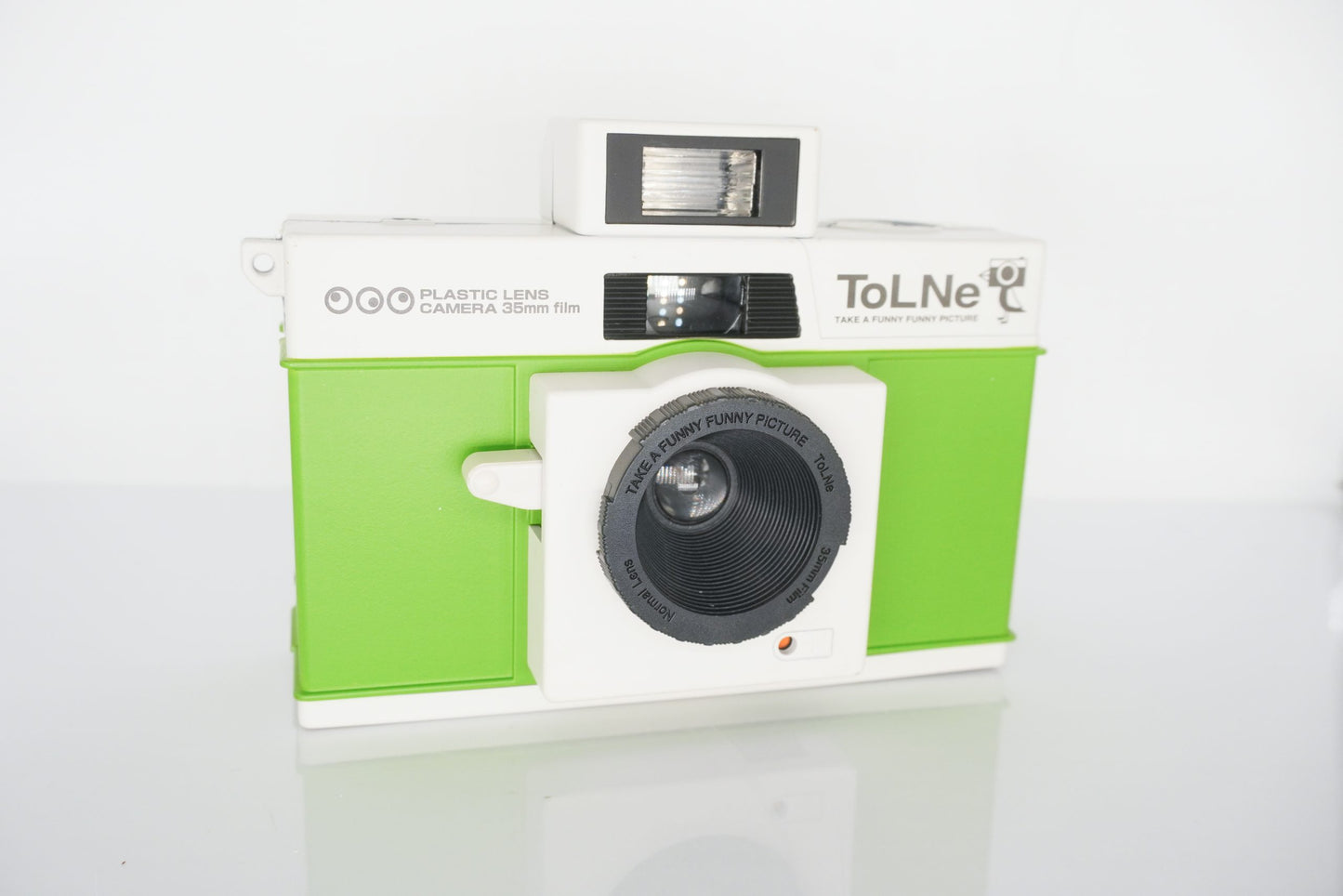 Takara Tomy Tolne 35mm 菲林底片相機 (品牌直送)