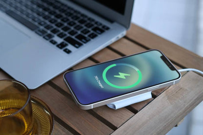 MagStack 三合一摺疊無線充電板