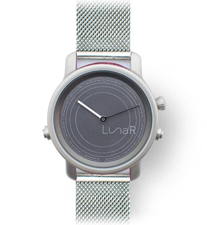 Lunar 首款 太陽能充電 智能手錶