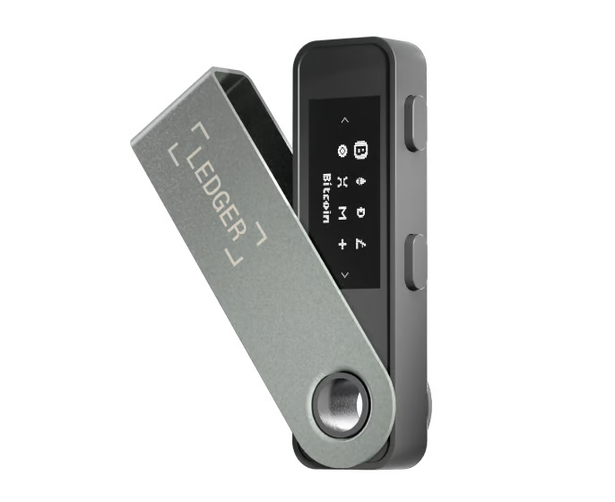 Ledger Nano S Plus 居家備份解決方案，配備經實務驗證有效的核心安全功能。極致簡單。