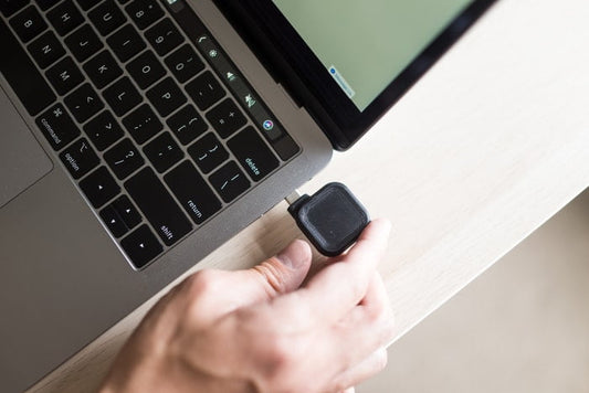 澳洲 Maco Go 全球最小 Apple Watch 充電器
